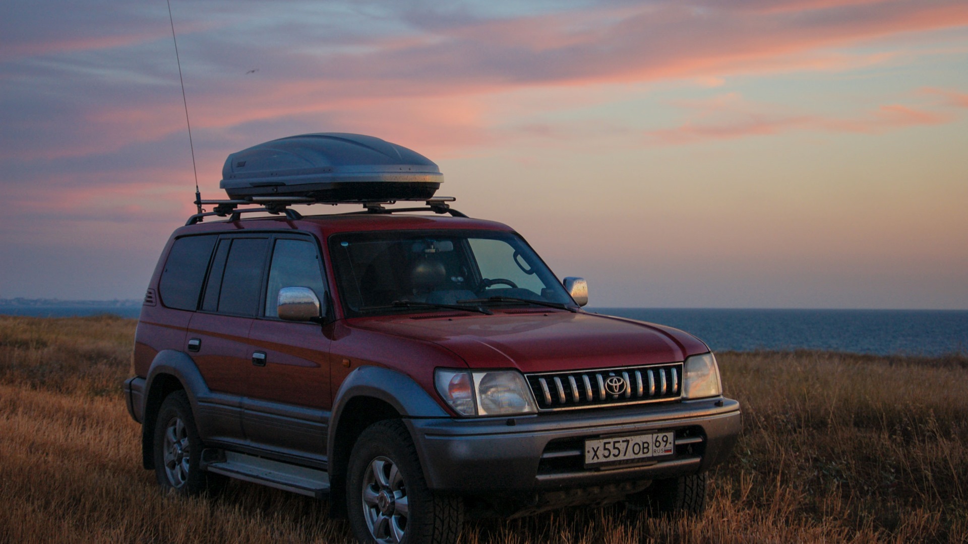 Toyota land cruiser prado 90. Тойота ленд Крузер Прадо 1998 года. Прадо 95 2.7. Toyota Land Cruiser Prado, 3.4 1998. Toyota Land Cruiser Prado 90 грязь.