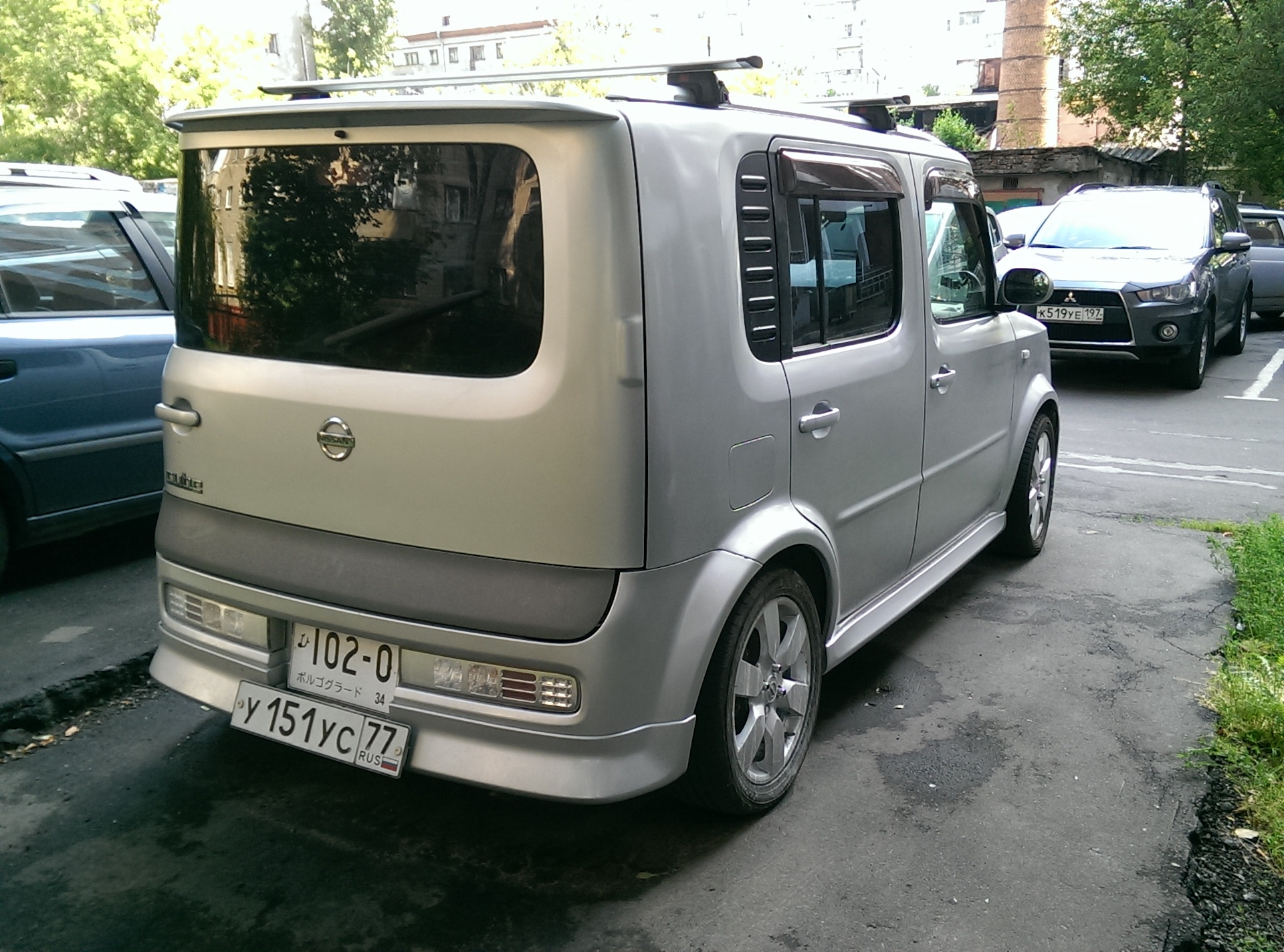 Nissan cube 2002