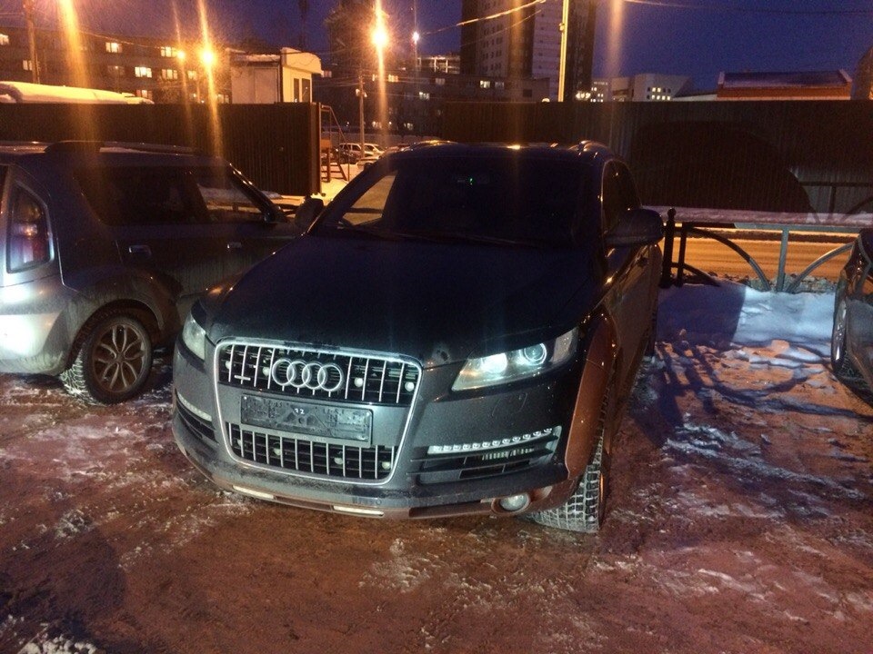 Фото в бортжурнале Audi Q7 (1G)