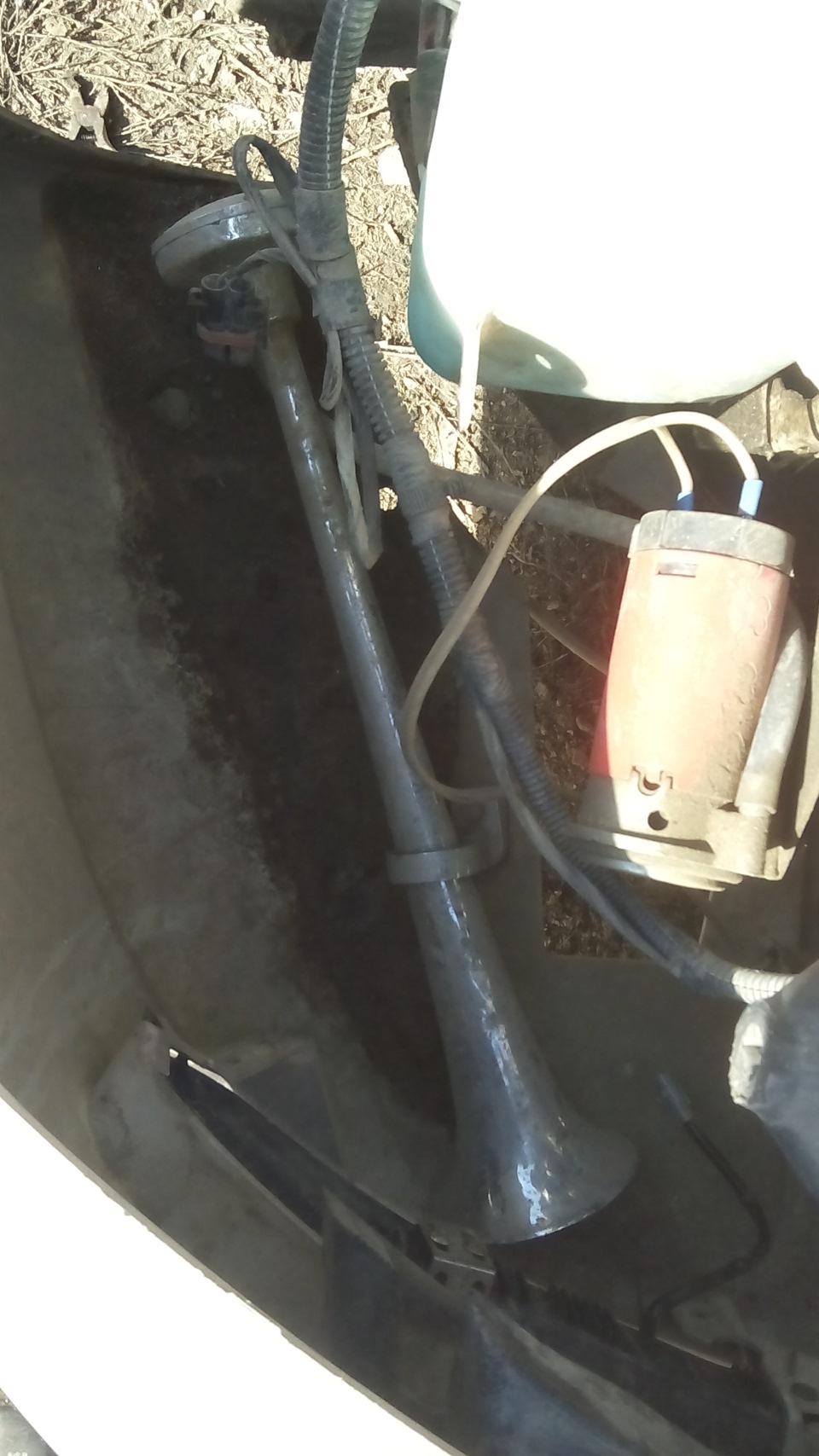 установка пневмо сигнала — ГАЗ Сайбер, 2,4 л., 2010 года | стайлинг ...