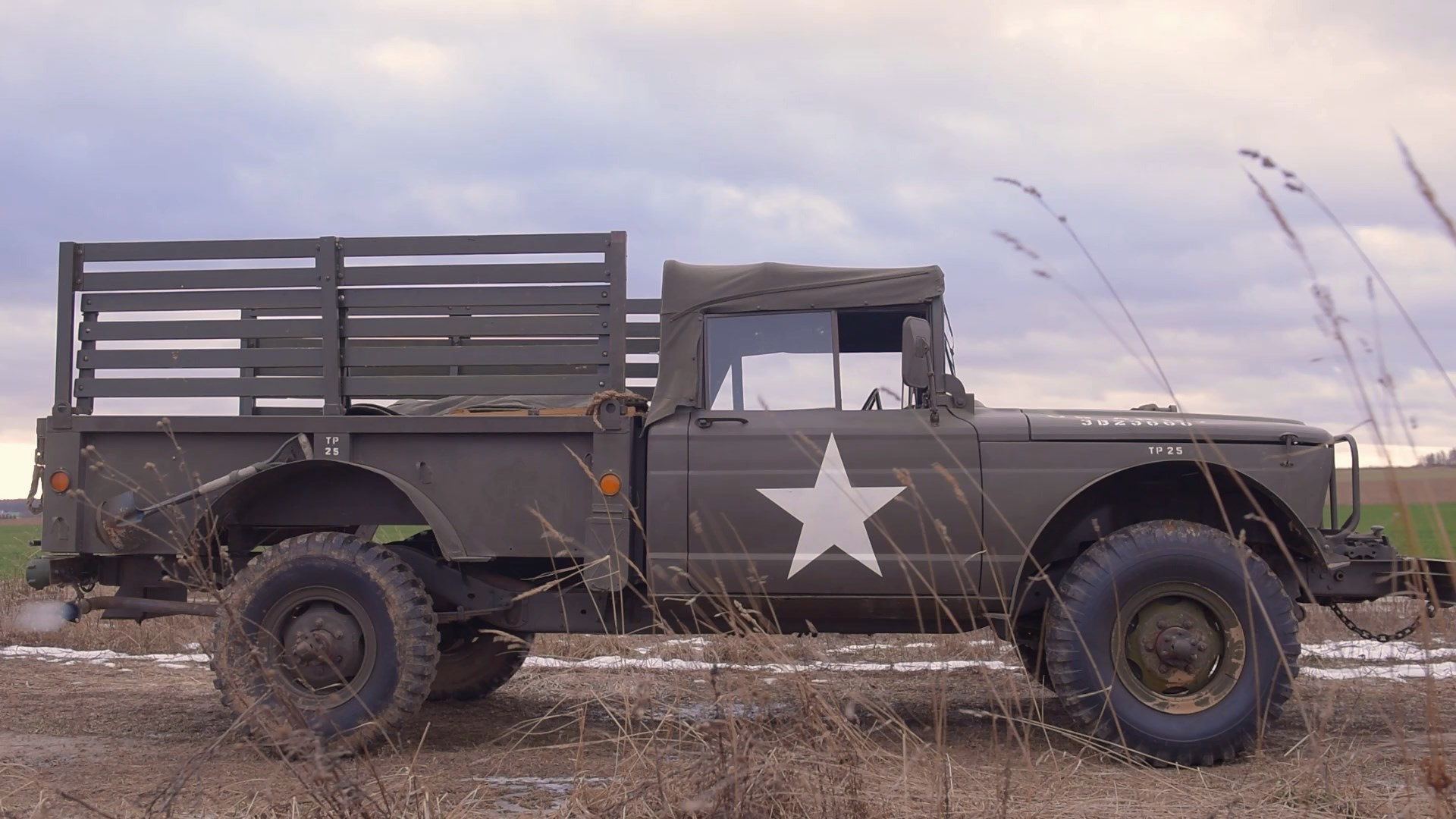 Kaiser Jeep m715 Military Truck