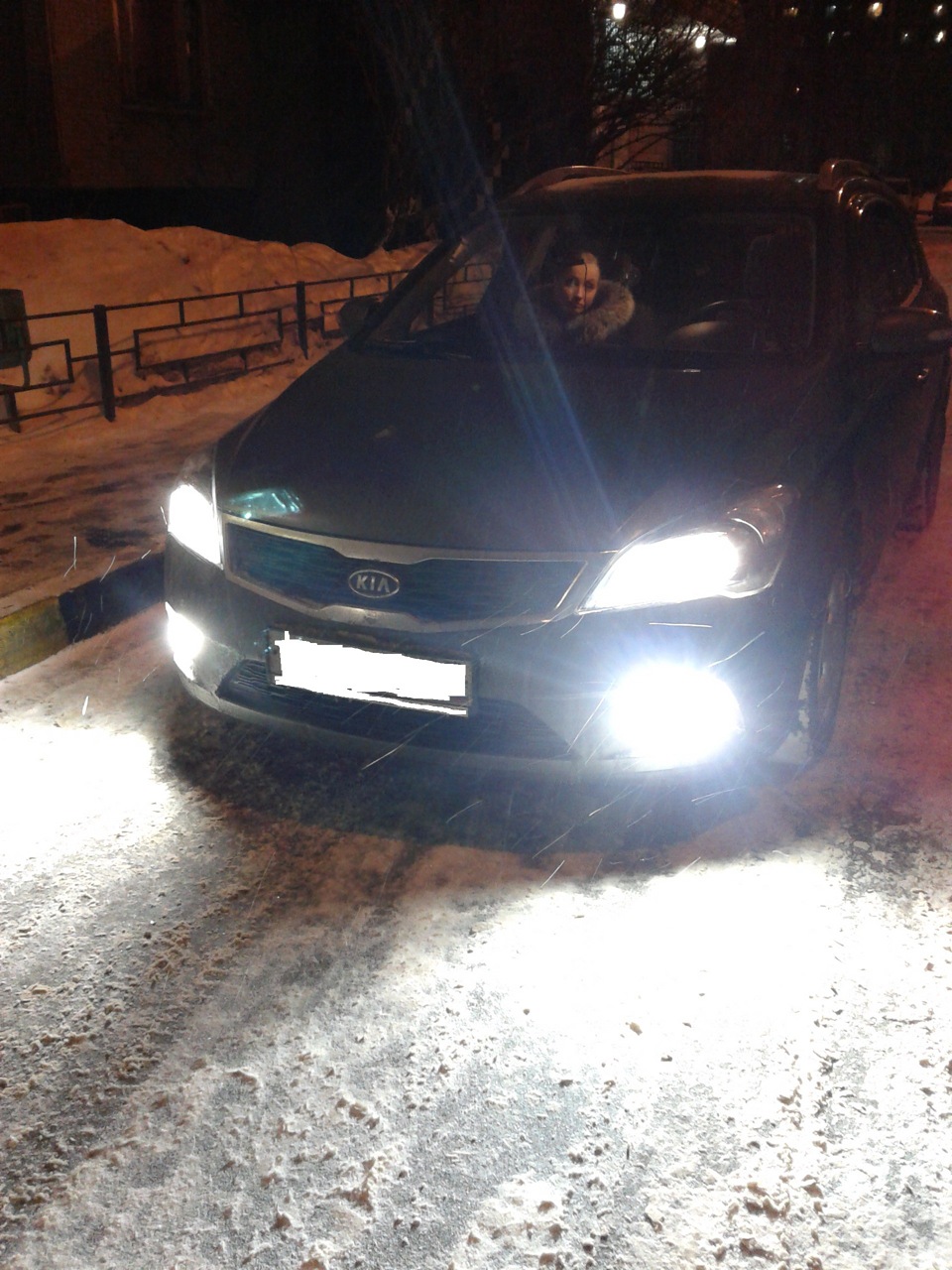 Ксенон в ближний 4300К — KIA Ceed SW (1G), 1,6 л, 2011 года | тюнинг ...