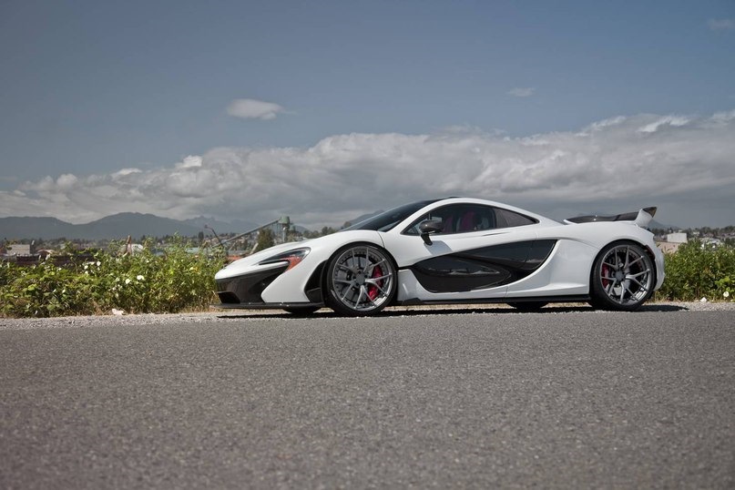 MCLAREN p1 Р±РµР»С‹Р№