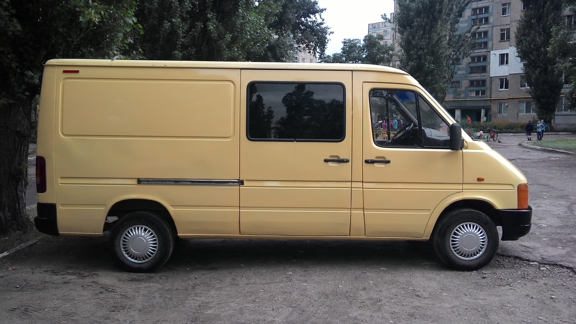 Volkswagen LT (2G) 2.5 дизельный 1998 | 35 SDI ЭлТешка 2.5 на DRIVE2