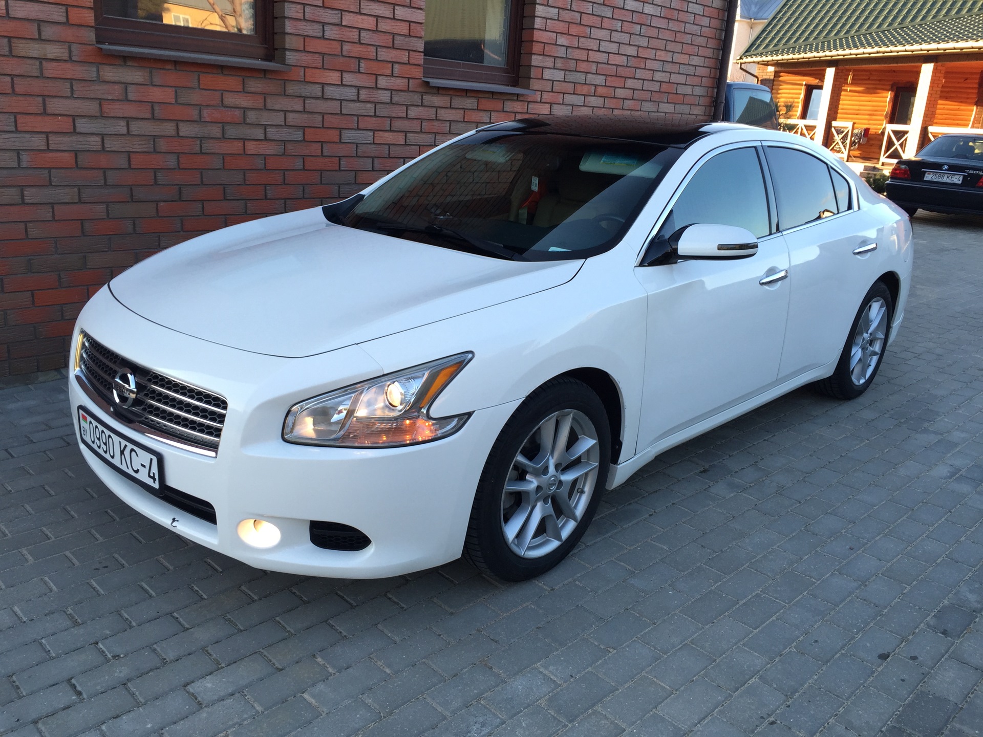 Nissan maxima 3.5