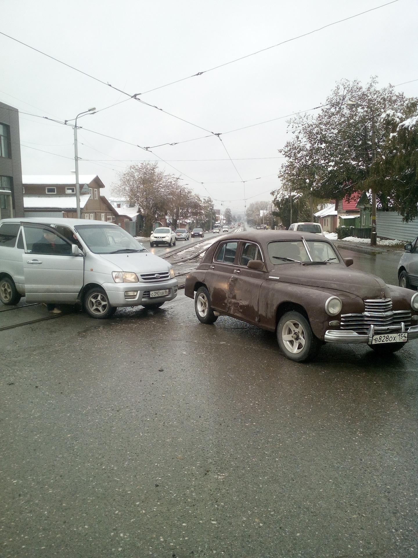 неприятности . — ГАЗ М-20 Победа, 2 л, 1950 года | ДТП | DRIVE2