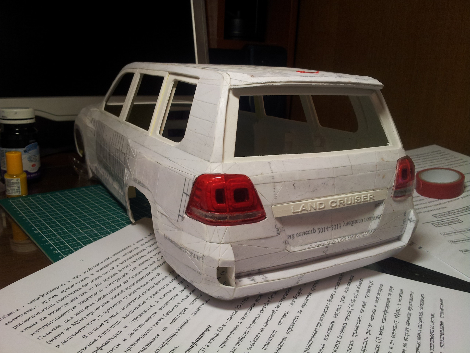 Papercraft Toyota Land Cruiser