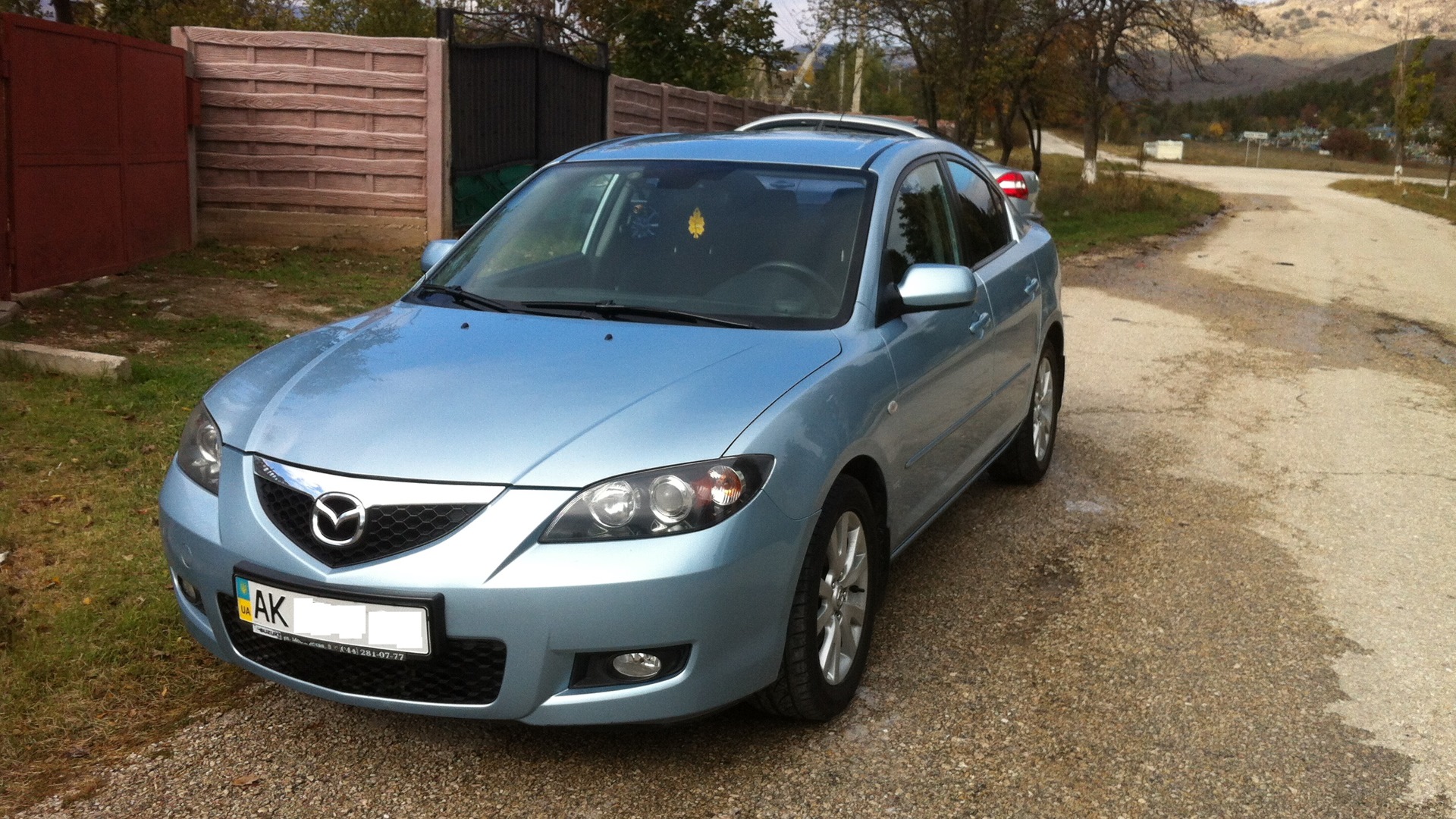 Мазда бк 1.6. Mazda 3 2007 105 л. Мазда 3 голубая 2007. Серебристая Мазда 3 БК 2007. Мазда 3 2007 год голубая.