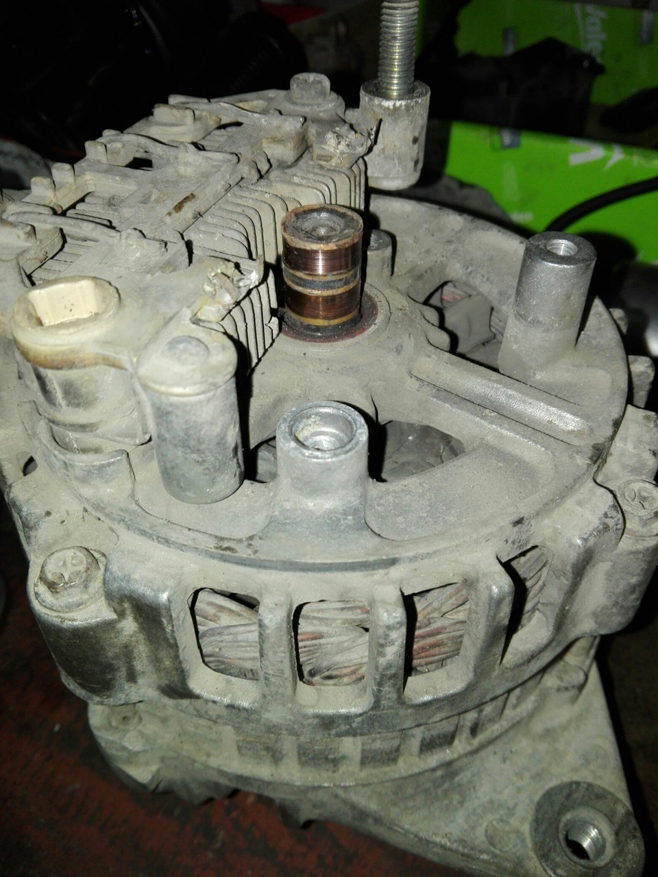 замена маслосъемных колпачков, гены, свечей — Hyundai Accent (2G), 1,5 ...