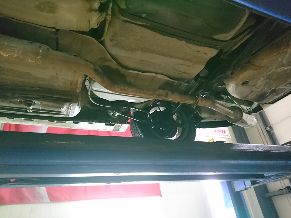 Фото в бортжурнале Toyota Corolla (110)