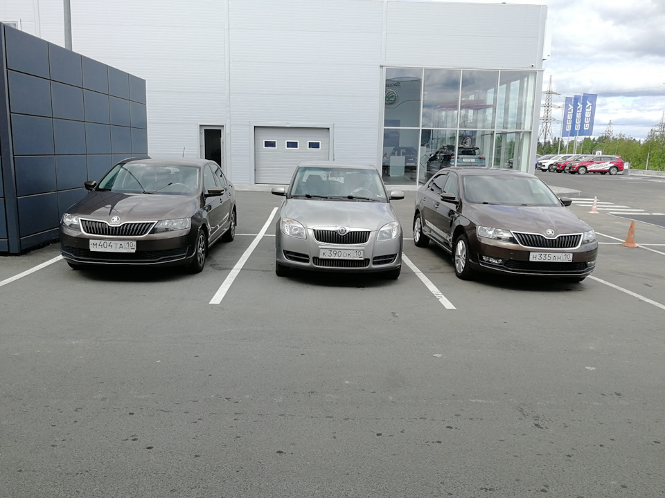 вышел забирать у дилера рапид) — Skoda Octavia A7 Mk3