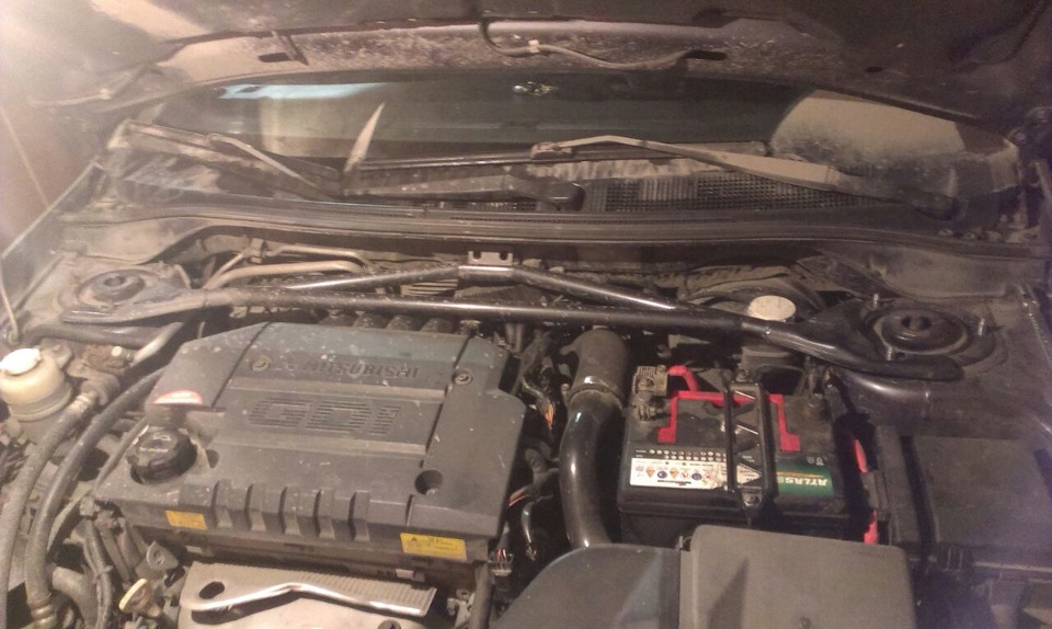 28. Вакуумник с датчиком разряжения. — Mitsubishi Lancer IX, 1,8 л ...