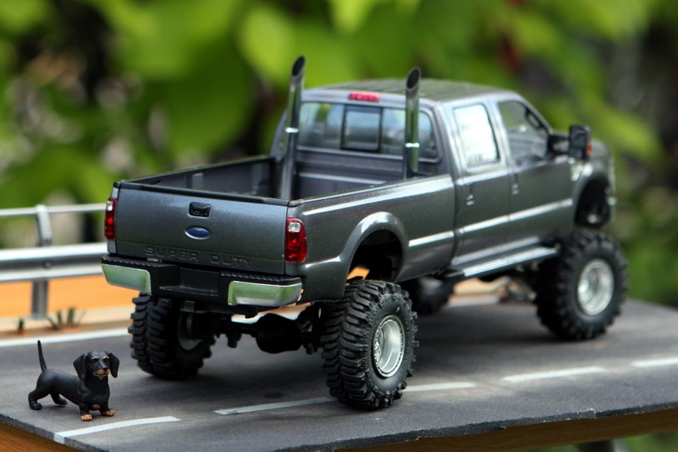 Хода модели. Ford f150 Nikko Max. Ford f-250 1/24. Meng f-150. Форд ф 350 модель Менг.