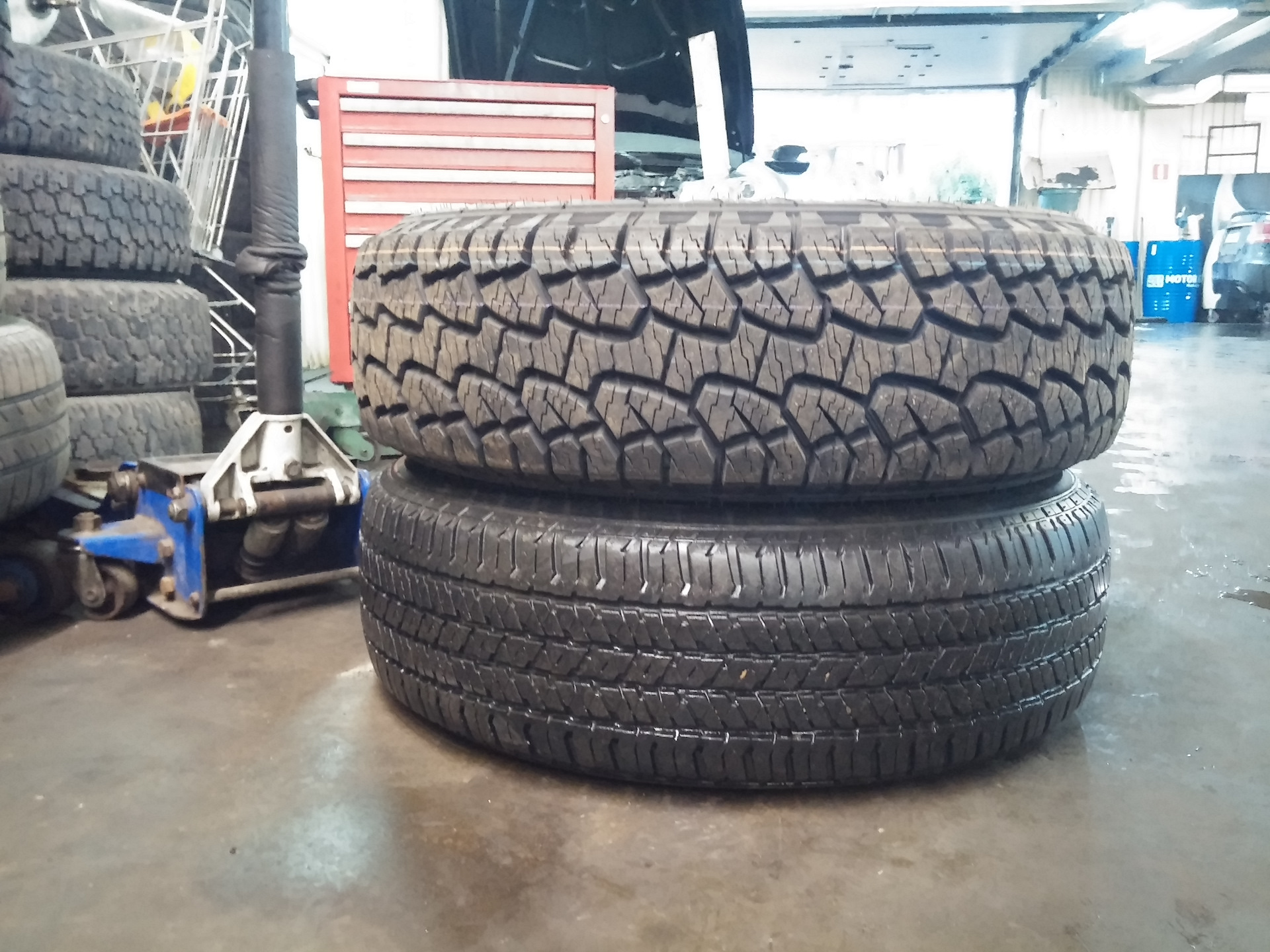 Hankook Dynapro ATM 205/70 R15 — Suzuki Jimny (1G), 1,3 л, 2007 года ...