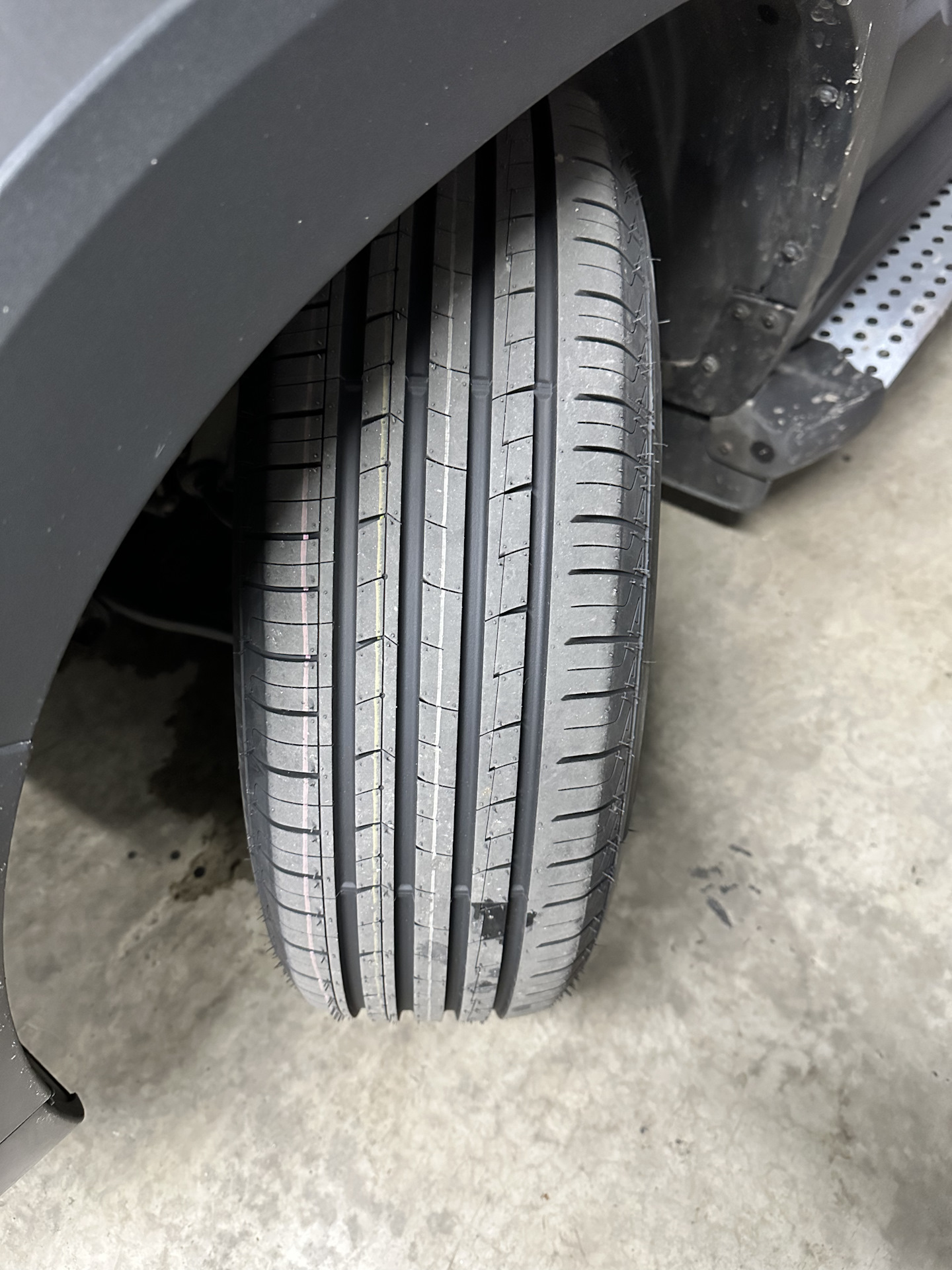 Смена шин, ) — Renault Duster (2G), 1,5 л, 2022 года | шины | DRIVE2