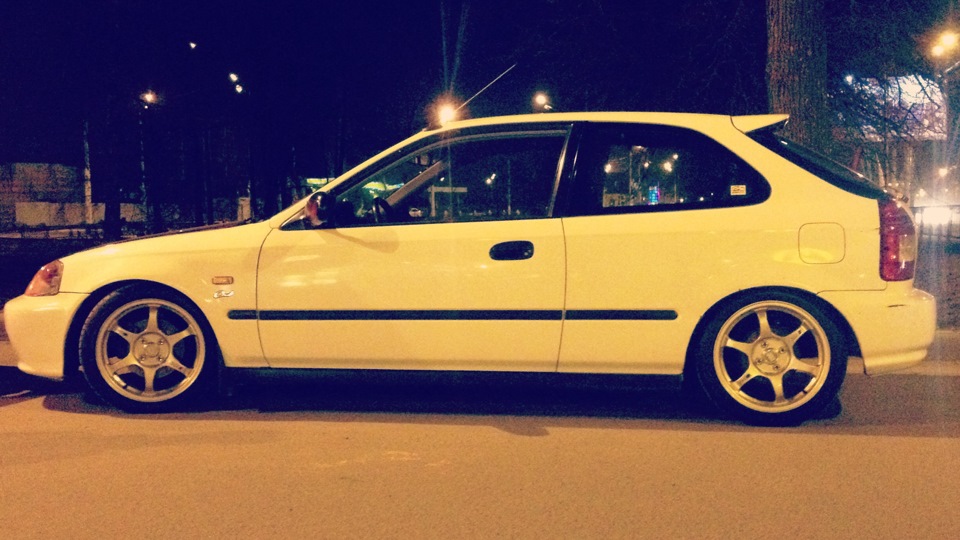 Honda Civic Hatchback Simply Xclusive