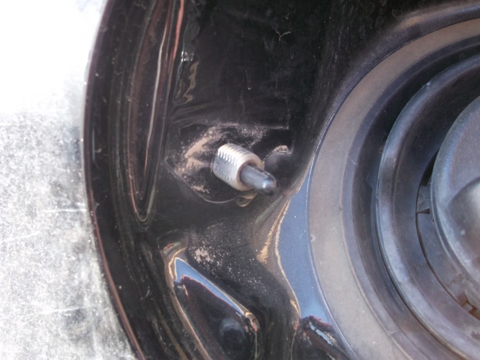 1dbd0fcs 960 Мазда 3 как открыть бензобак