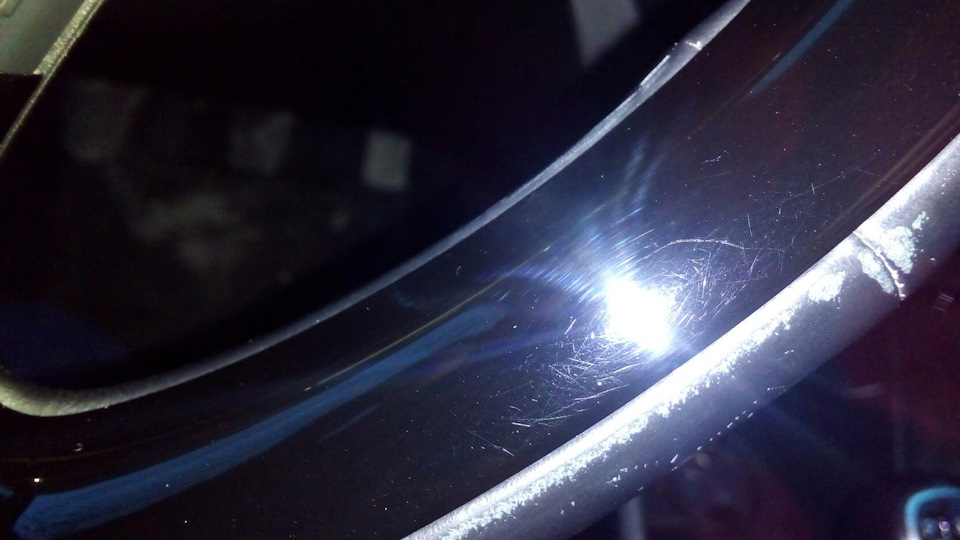 Чем удалить царапины на глянцевом пластике? — Сообщество «Детейлинг» на ...