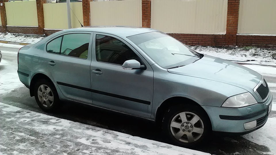 Замена аккумулятора и батареек в ключах — Skoda Octavia A5 Mk2, 1,6 л ...