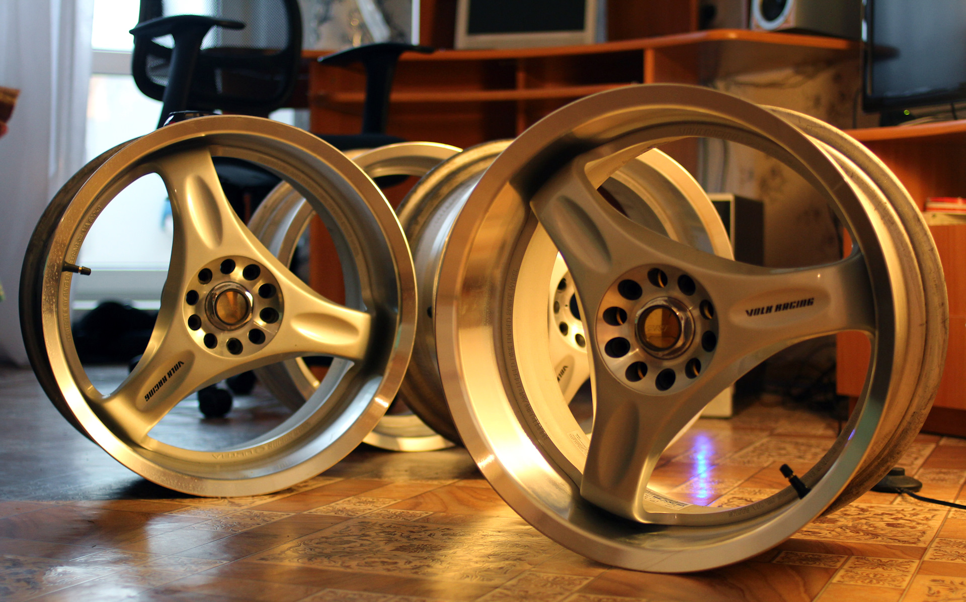 Диски rays. Volk rays r17. Диски rays Volk Racing r17. Rays c-Ultra r17. Volk Racing c Ultra r17.