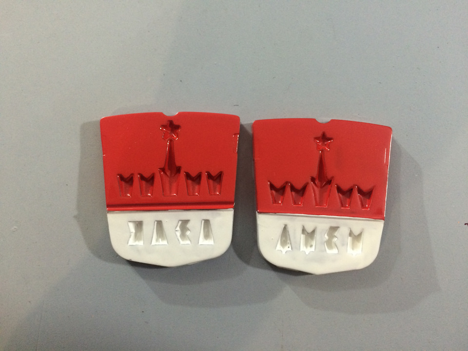 Эмблема АЗЛК — ИЖ 2715, 2 л, 1983 года | аксессуары | DRIVE2