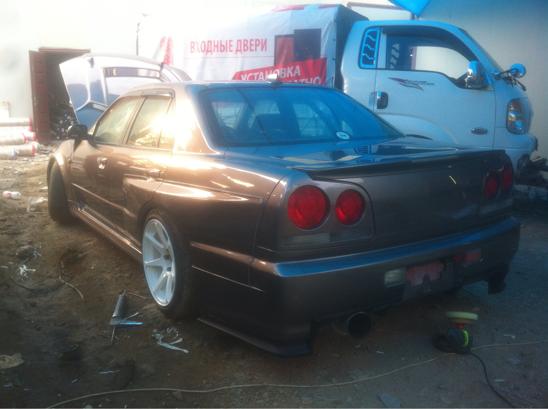 Neksa Autotuning Skyline r34