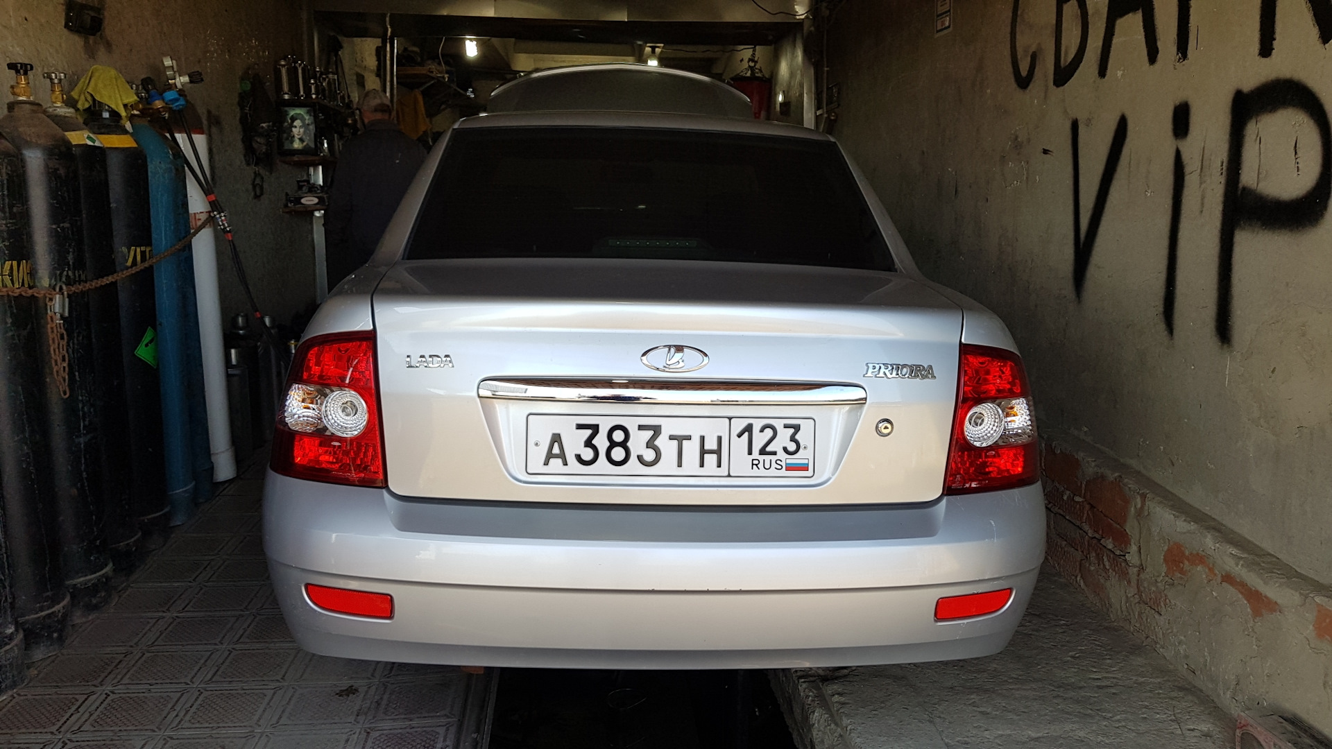 Выхлоп — Lada Приора седан, 1,6 л, 2010 года | тюнинг | DRIVE2