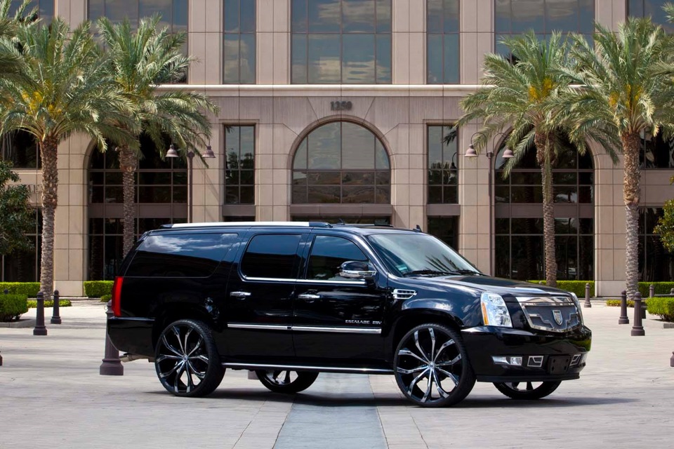 Cadillac escalade esv отличия