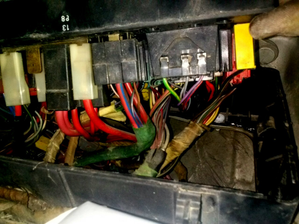 Фото в бортжурнале Audi 100 (C3)