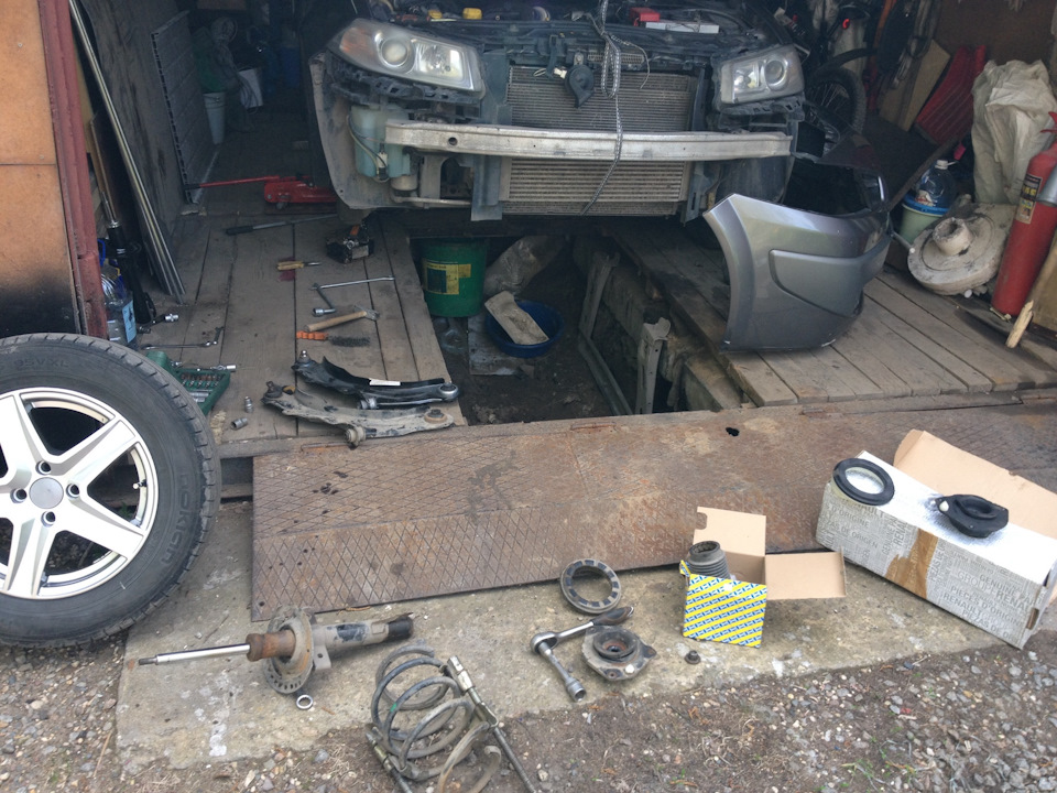 Ремонт подвески. Опора и рычаги. — Renault Megane II, 1,5 л, 2008 года ...