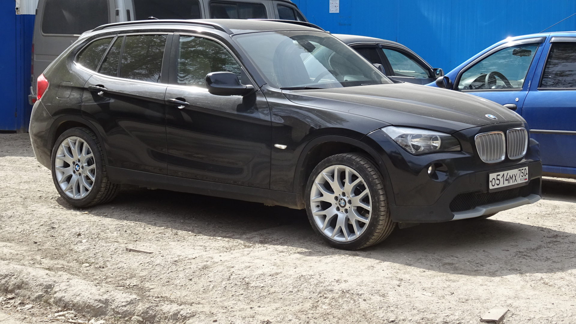 BMW x1 темный графит колеса