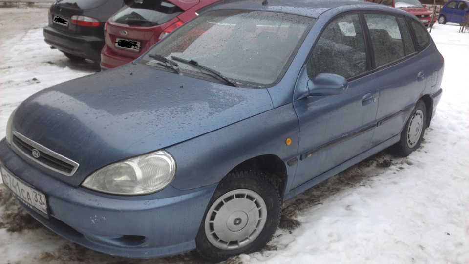 Kia Rio Sedan - AU version 2000-02