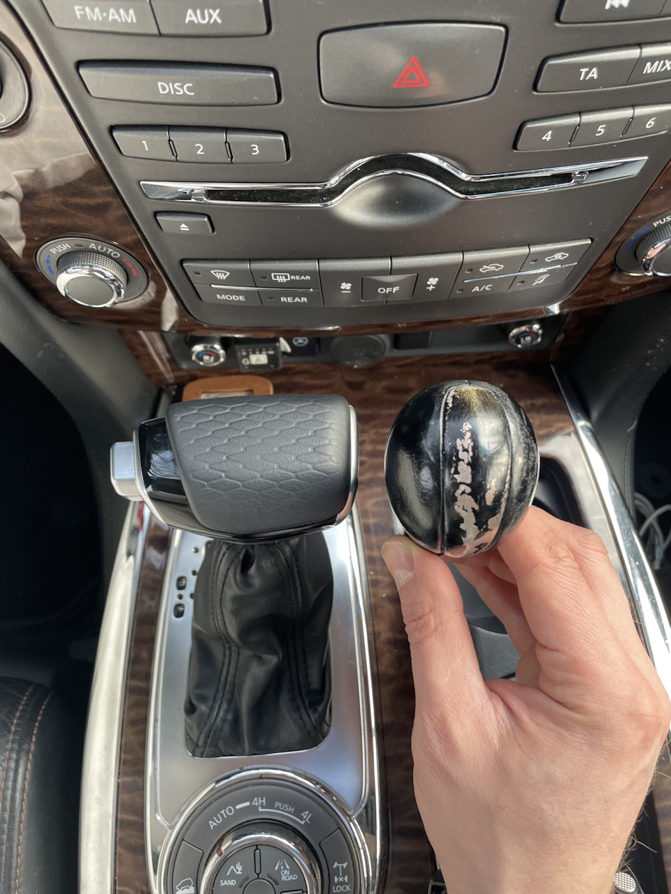 #24 замена ручки акпп — Nissan Patrol (Y62), 5,6 л, 2011 года | своими ...