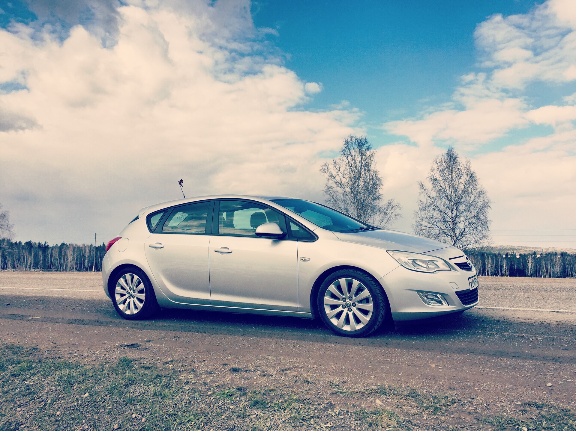 Opel service. Opel Astra j в сервисе.