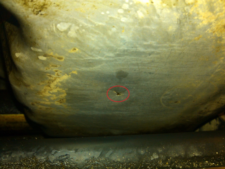 Дырочка в поддоне картера — ТагАЗ Tager 3D, 3,2 л, 2008 года | своими ...