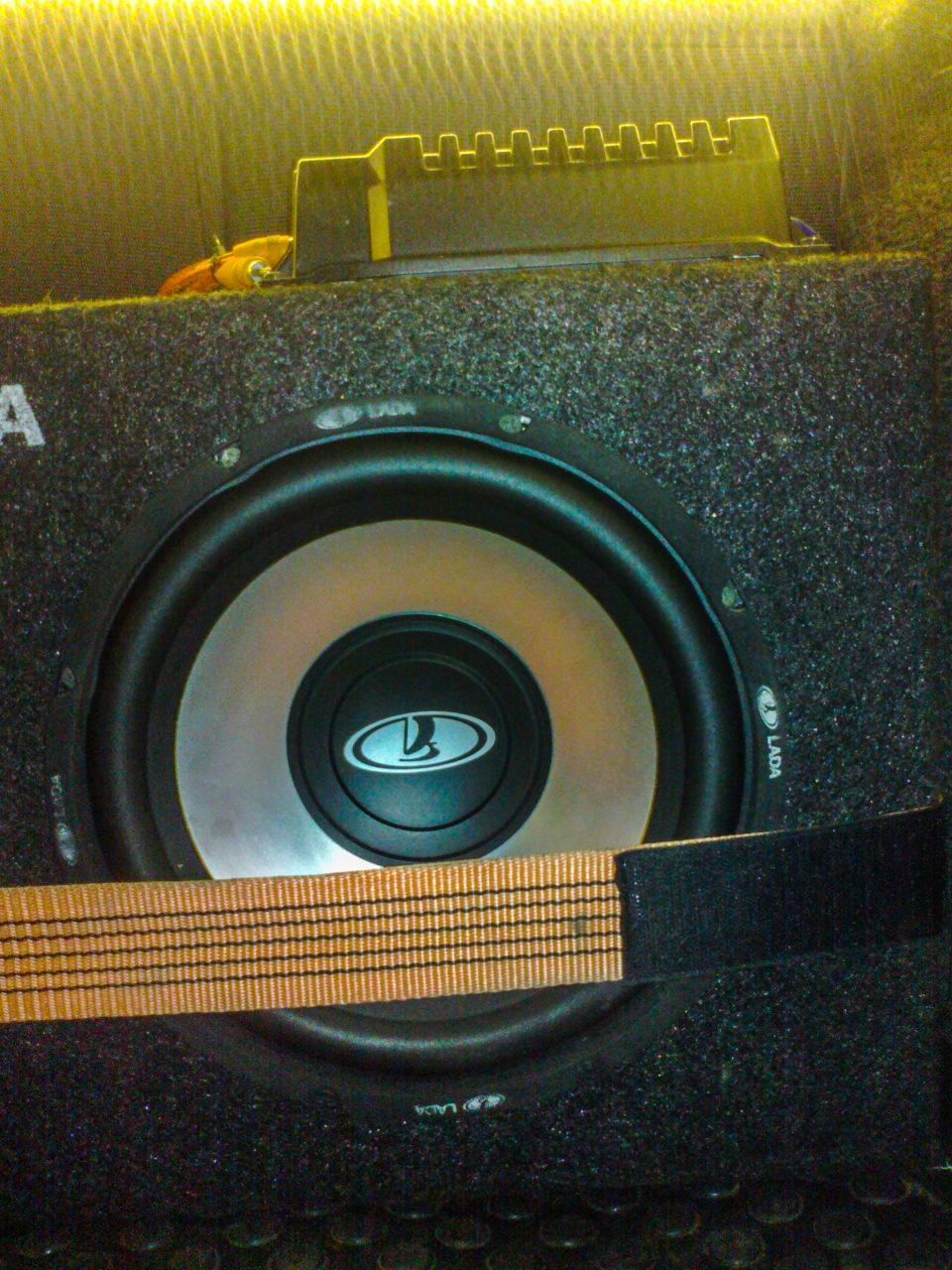 __Саб как и авто ЛАДА__ — Lada 21124, 1,6 л, 2008 года | автозвук | DRIVE2