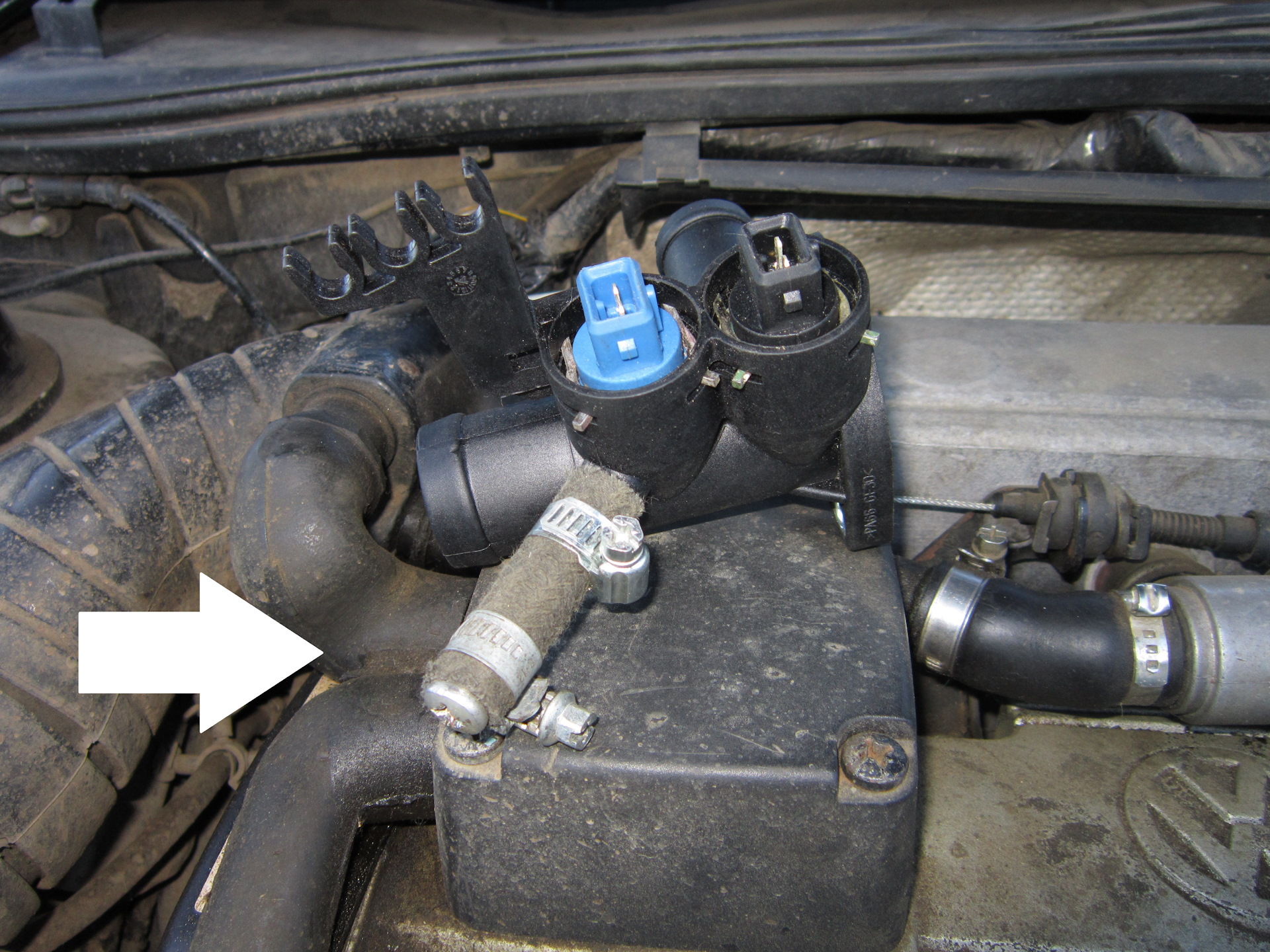 датчик температуры бош на ауди 80. фланец датчика температуры. 0 фланец. фланец охлаждающей жидкости transporter t4 1. датчик пламени qrc1a3.