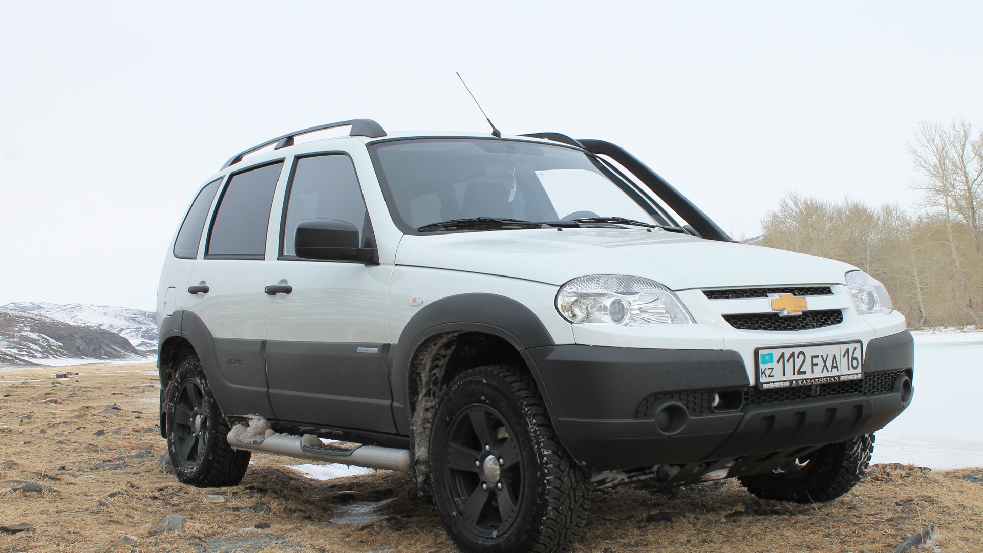 Chevrolet Niva 1.7 бензиновый 2014 | Ярко-белая 1.7 LE на DRIVE2