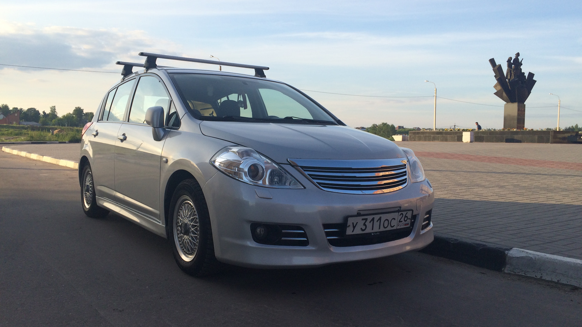 Nissan Tiida (1G) 1.6 бензиновый 2010 | ICON на DRIVE2