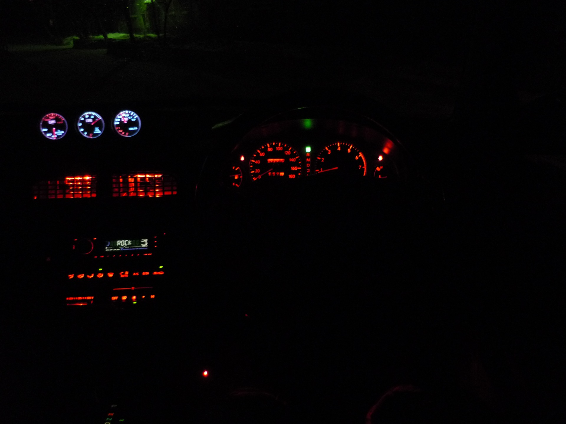 New photos of tidy  lights  bonus - Toyota Carina 18 L 1996