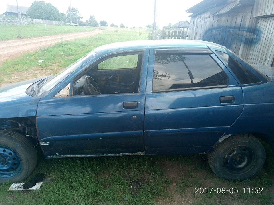 109 Часть IV.2017.Глава 15.Сорвало резьбу на петле двери, сюрприз под ...