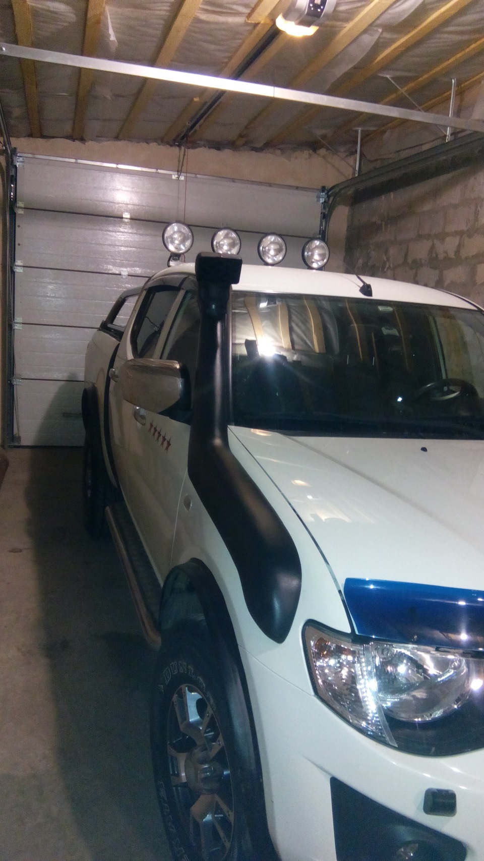 шноркель — Mitsubishi L200 (4G), 2,5 л, 2012 года | аксессуары | DRIVE2