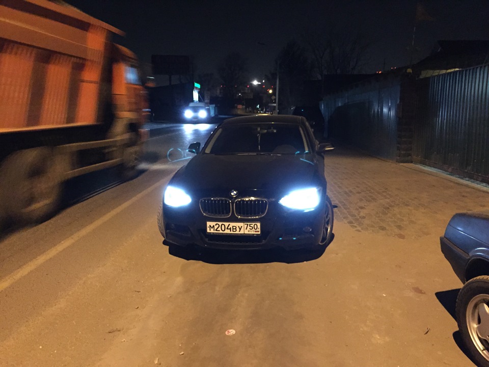 BMW черный ксенон