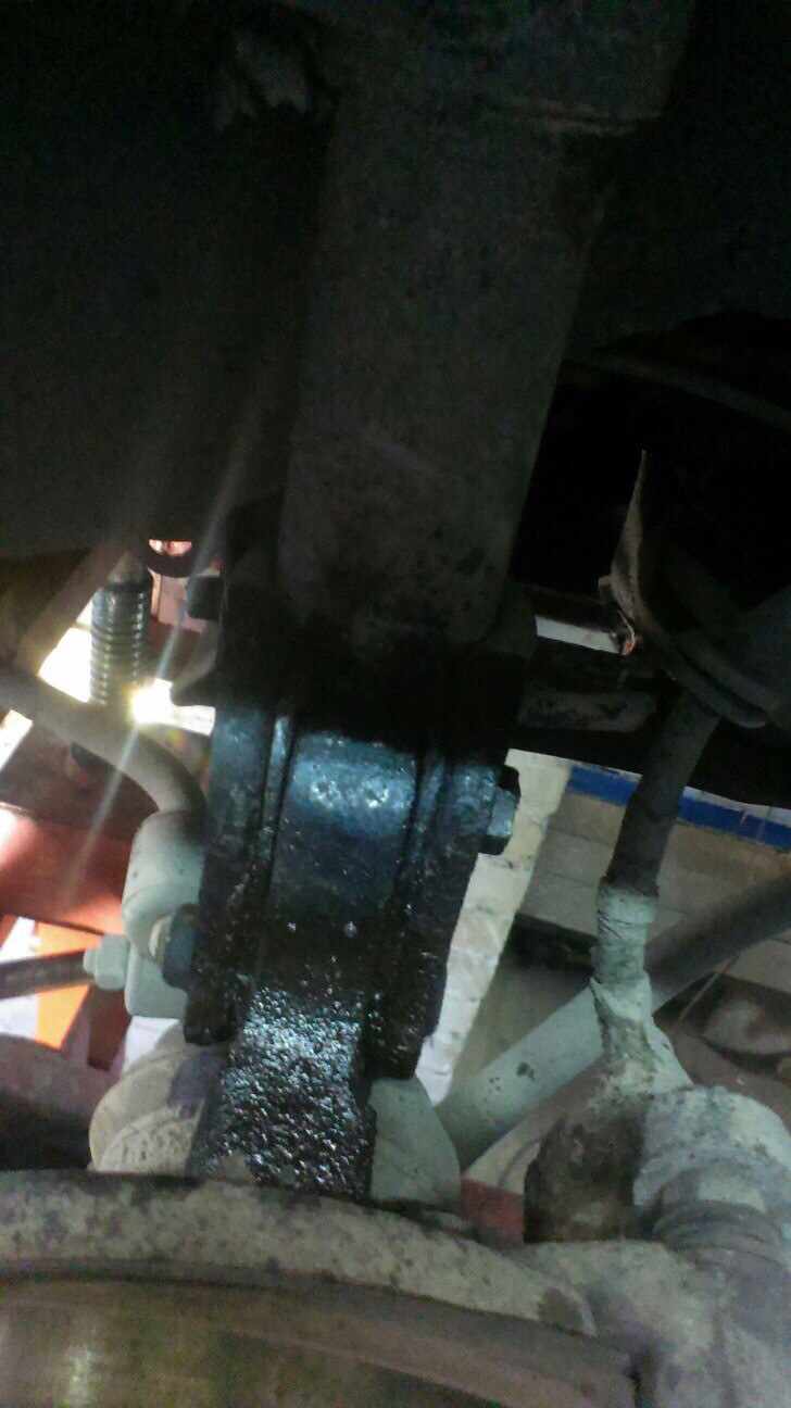 Замена рулевых наконечников — Lada 2114, 1,6 л, 2005 года | поломка ...