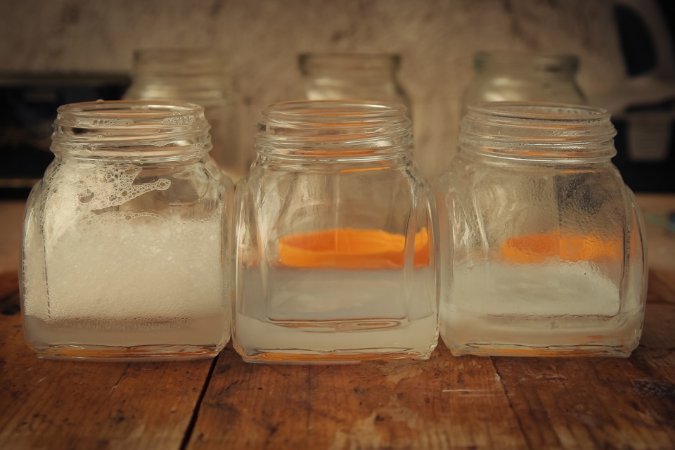 Почему пенится вода