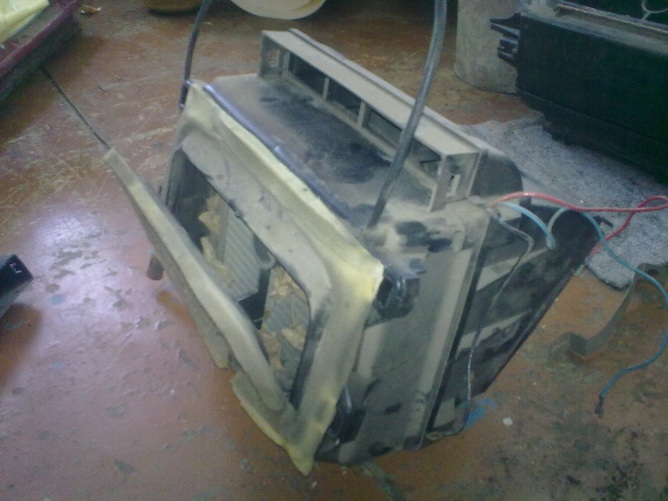 обдув ног задних пассажиров — Lada 1111 Ока, 0,7 л, 1992 года | тюнинг ...