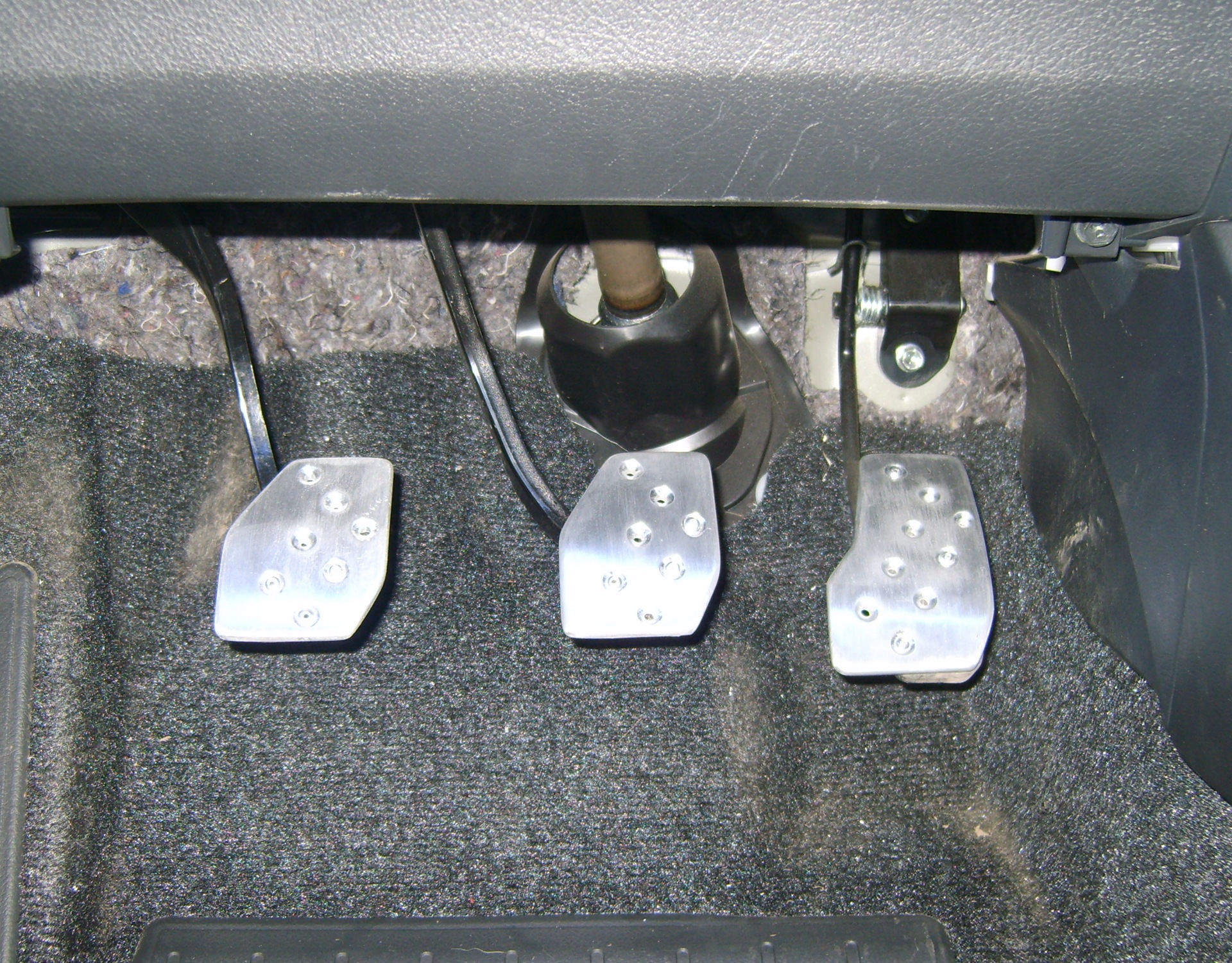 pedal production - Toyota Corolla 14 l 2008