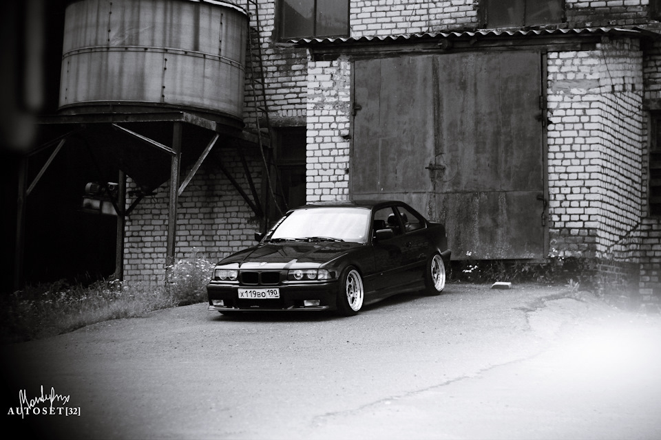 Черно-белая идиллия — BMW 3 series Coupe (E36), 2,5 л, 1993 года ...