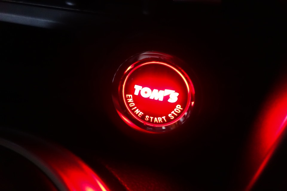 TOM'S PUSH-START button кнопка пуш-старт — Toyota GT86, 2 л, 2015 года ...
