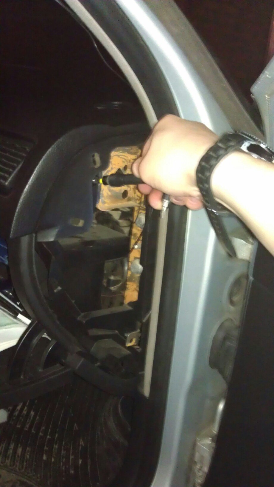 Скрип торпеды! — Volkswagen Golf Mk4, 1,6 л, 1999 года | стайлинг | DRIVE2